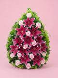 Drop-shaped Standing Wreath